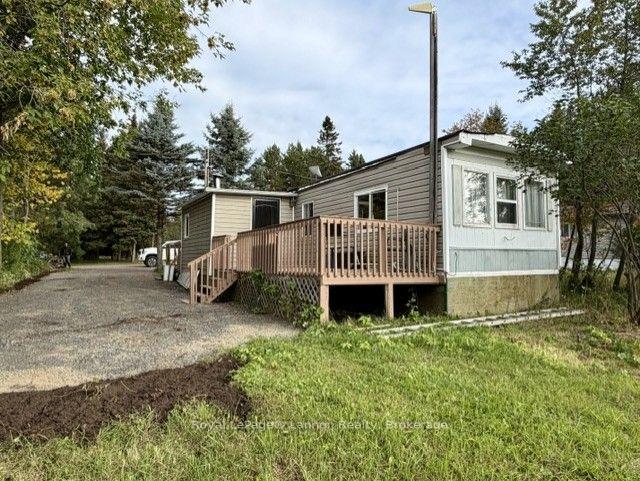 Photo 2 of 7 Sarawak Drive, Thunder Bay, County Park — HOMEH