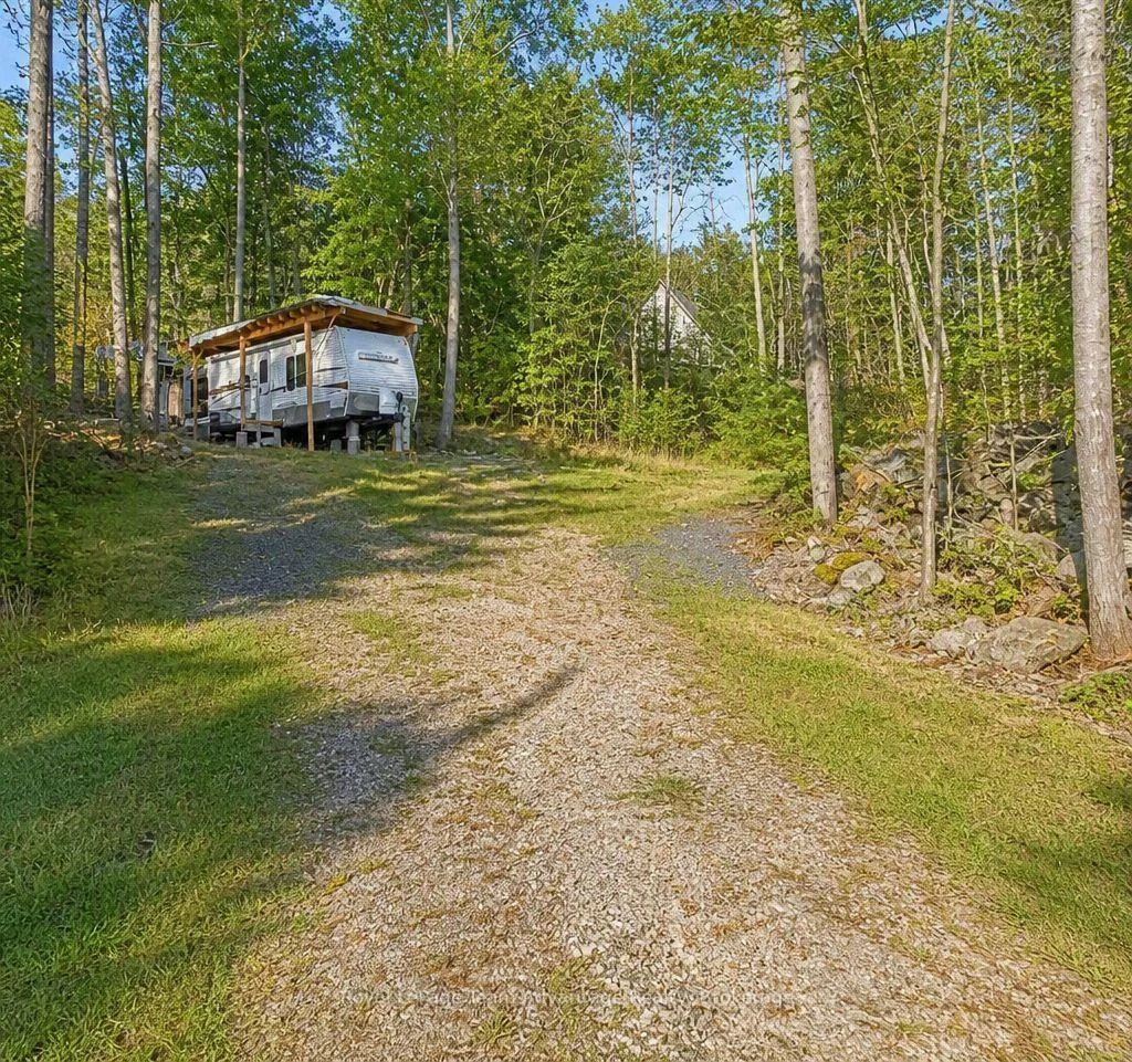 Photo 6 of 12 Tamarack Drive, The Archipelago, Archipelago North — HOMEH