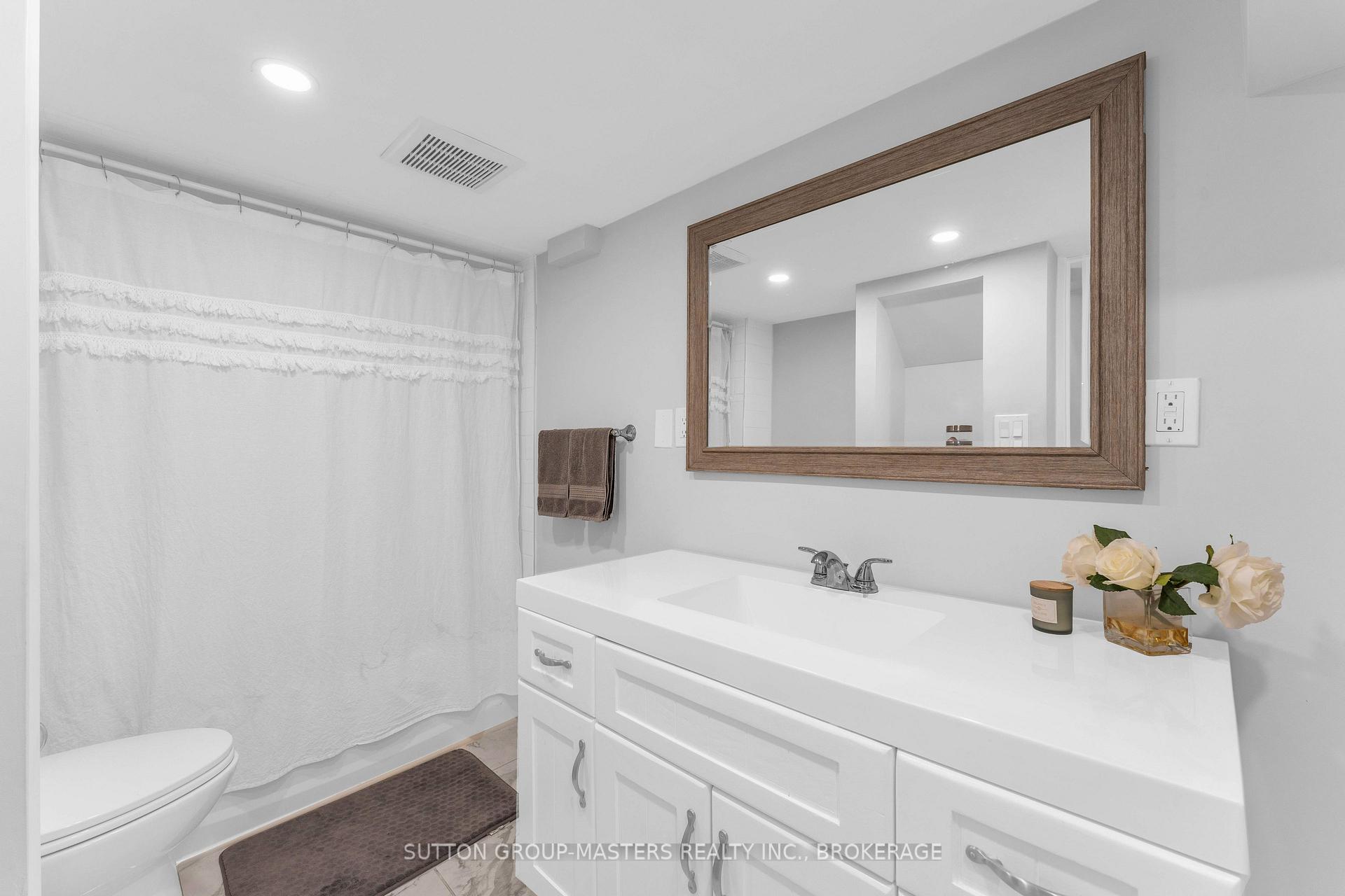 Photo 26 of 945 Victoria Street, Kingston, East of Sir John A. Blvd — HOMEH