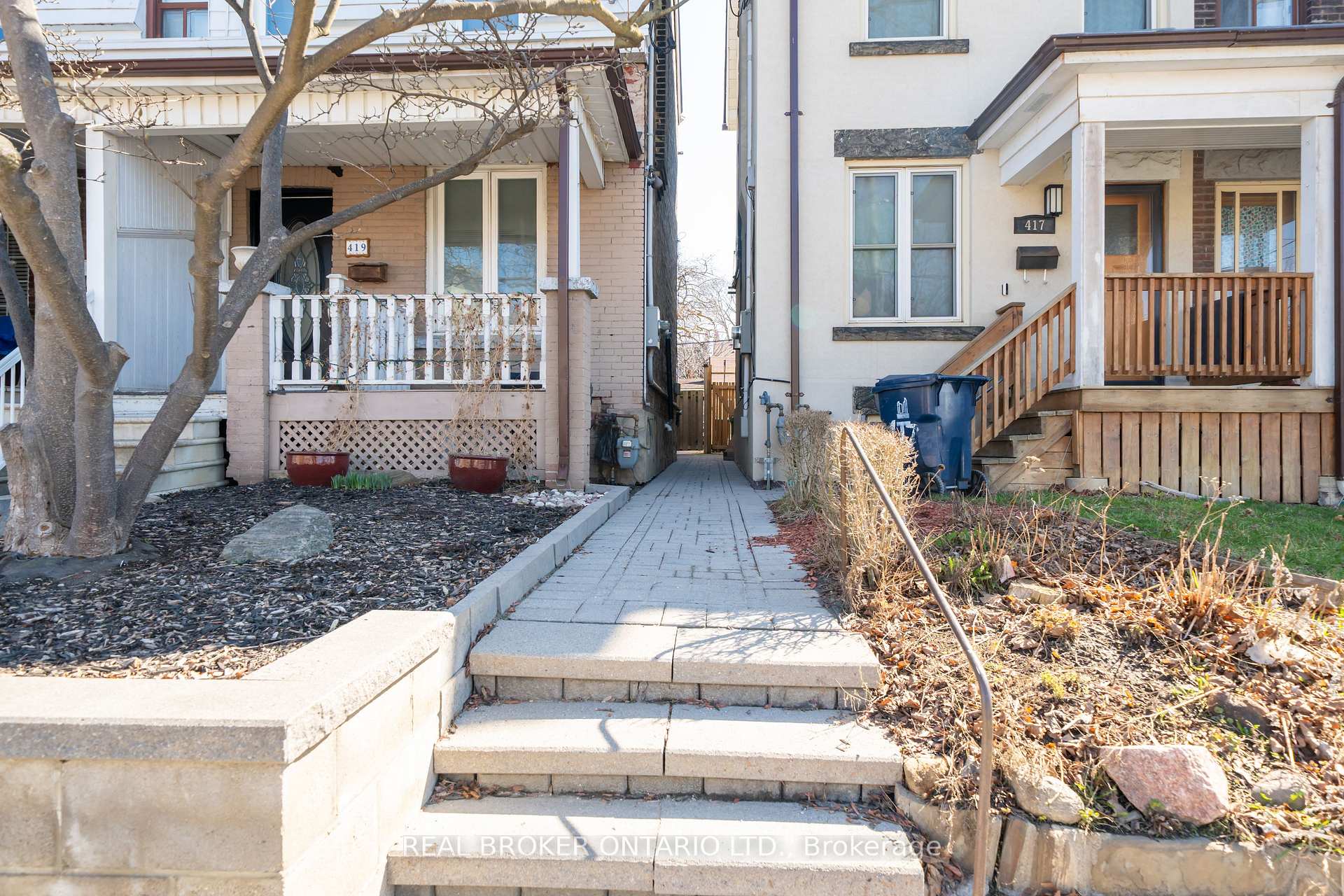 Photo 3 of Unit Lower, 419 Ossington Avenue, Toronto, Trinity-Bellwoods — HOMEH