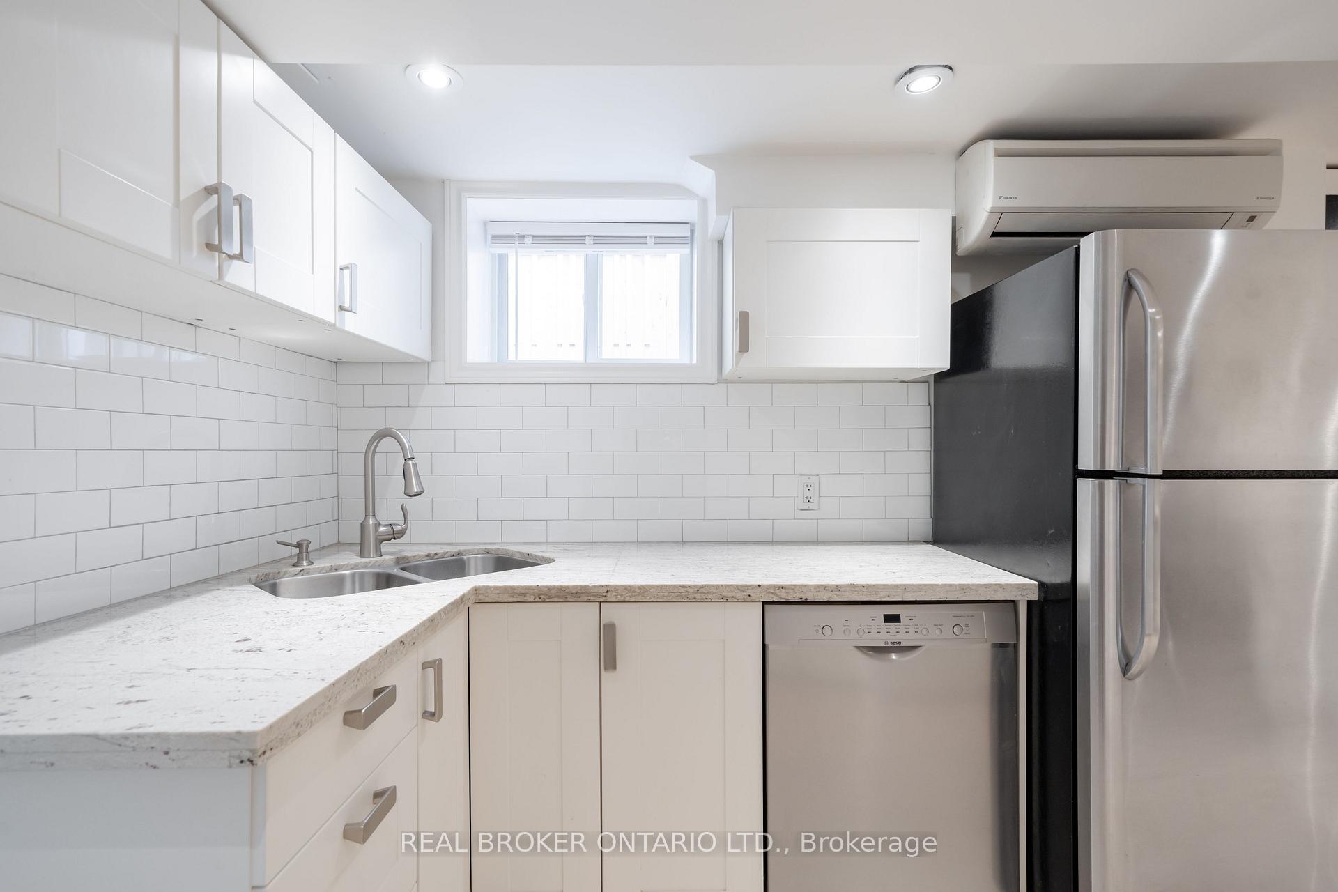 Photo 9 of Unit Lower, 419 Ossington Avenue, Toronto, Trinity-Bellwoods — HOMEH