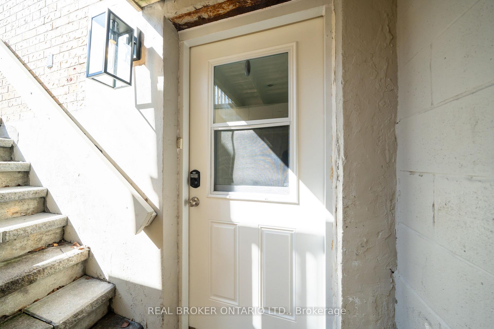 Photo 25 of Unit Lower, 419 Ossington Avenue, Toronto, Trinity-Bellwoods — HOMEH