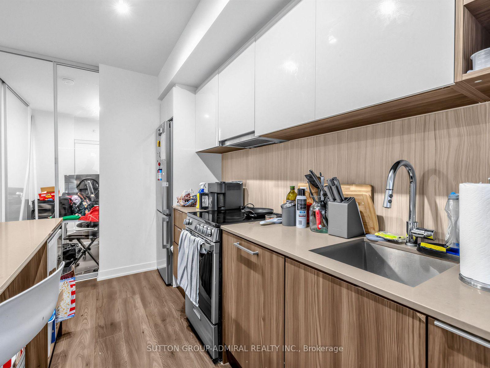 Photo 8 of Unit 447, 31 Tippett Road, North York, Clanton Park — HOMEH