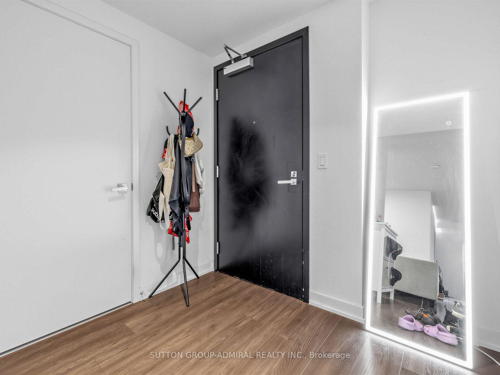 Photo 14 of Unit 447, 31 Tippett Road, North York, Clanton Park — HOMEH