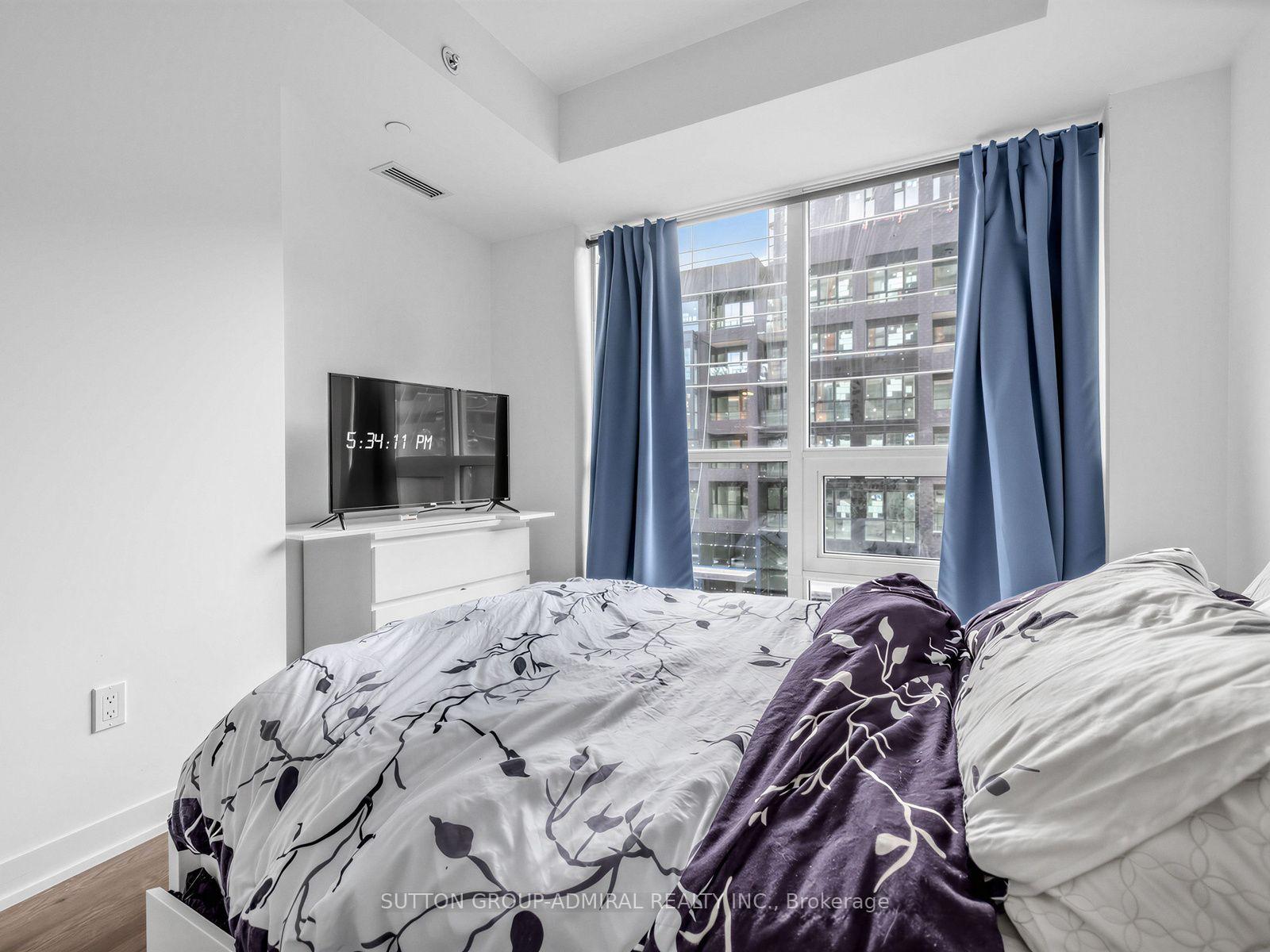 Photo 18 of Unit 447, 31 Tippett Road, North York, Clanton Park — HOMEH
