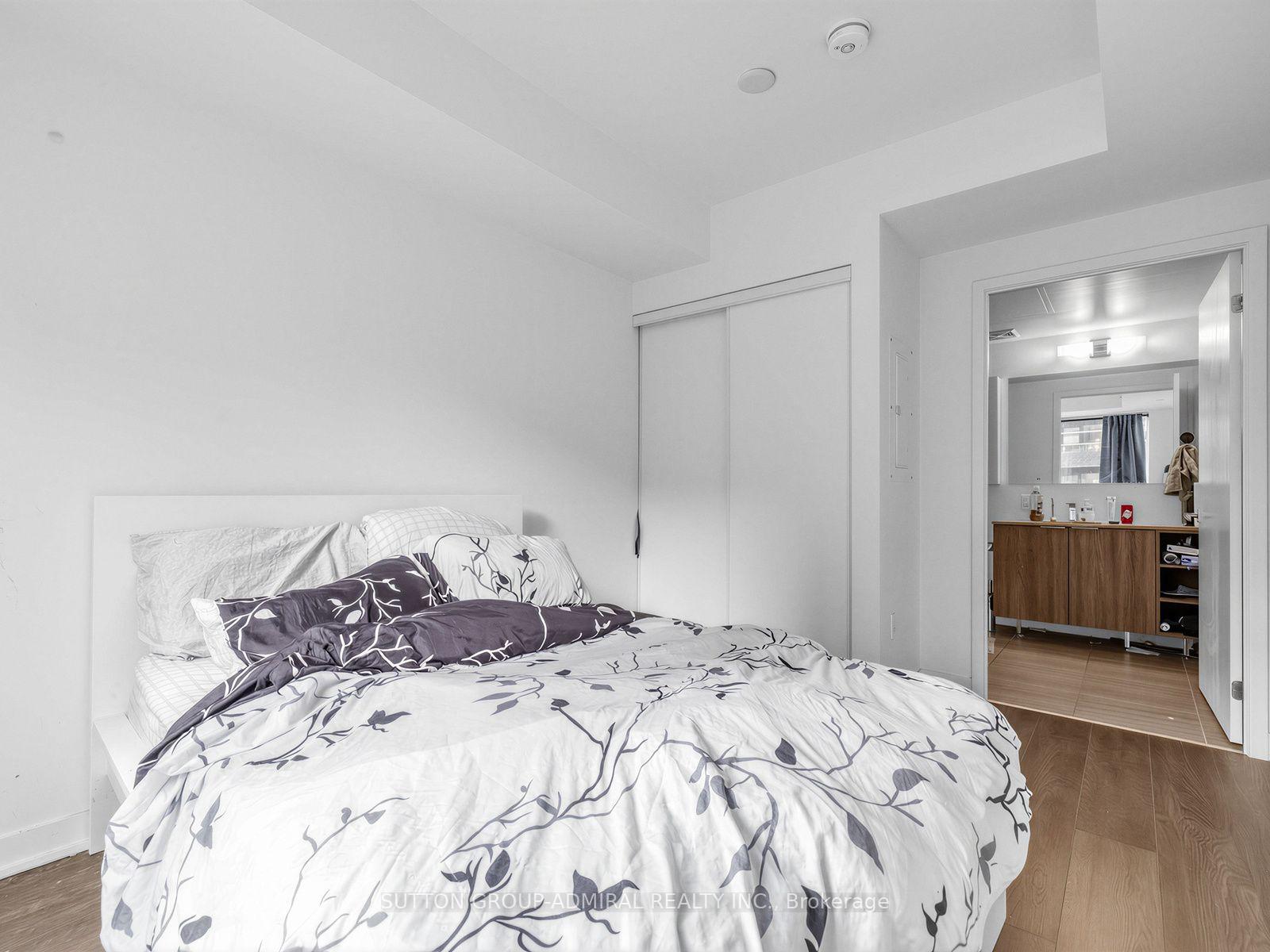 Photo 19 of Unit 447, 31 Tippett Road, North York, Clanton Park — HOMEH