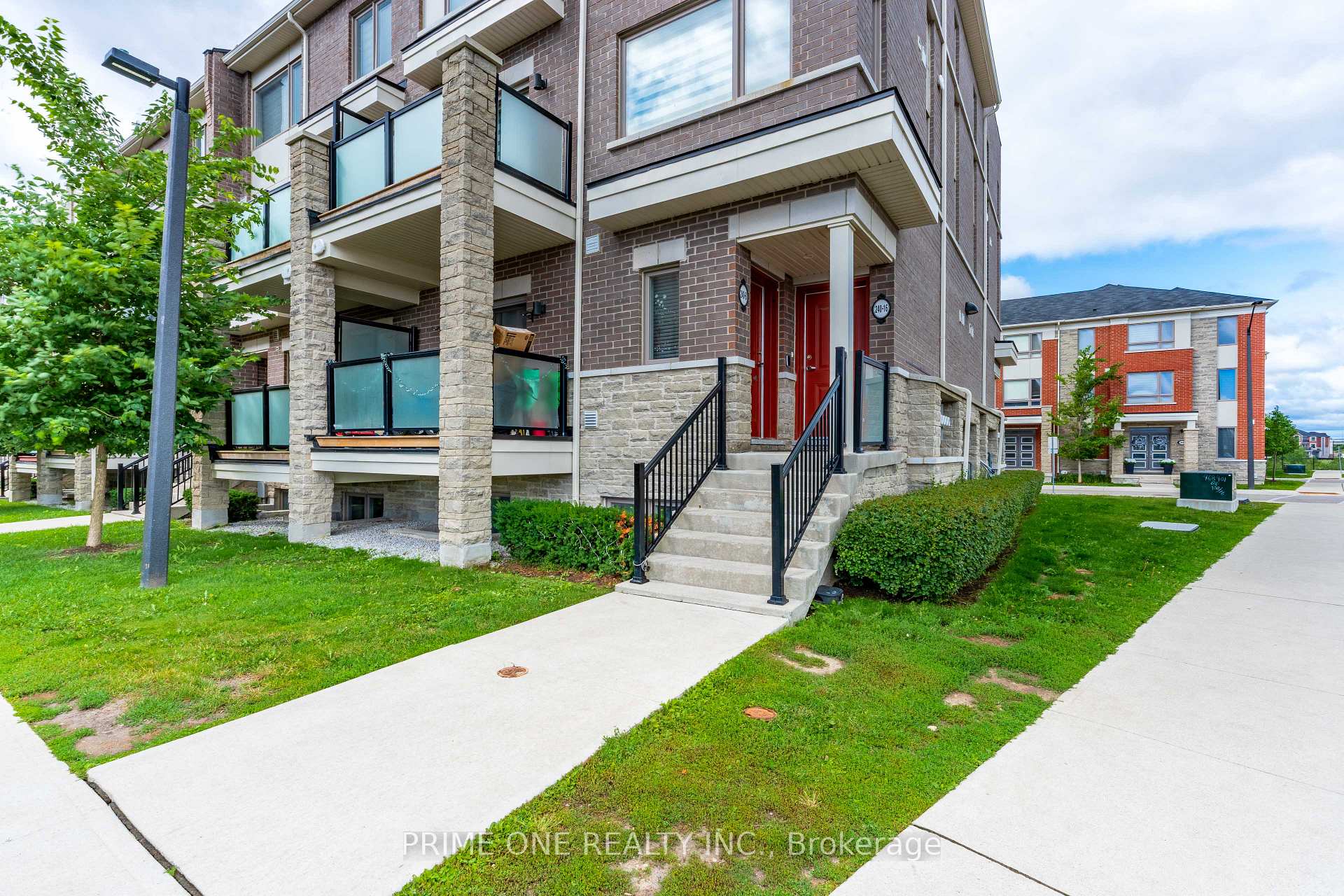 Photo 1 of Unit 16, 240 Lagerfeld Drive, Brampton, Northwest Brampton — HOMEH