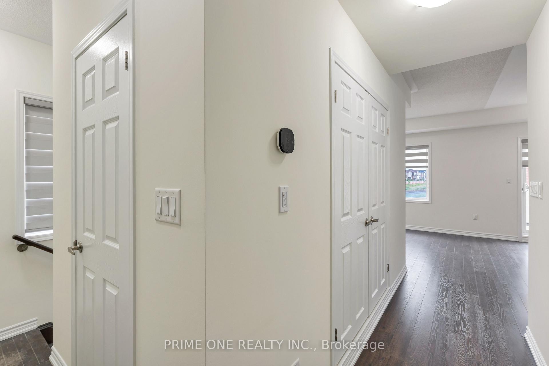 Photo 6 of Unit 16, 240 Lagerfeld Drive, Brampton, Northwest Brampton — HOMEH
