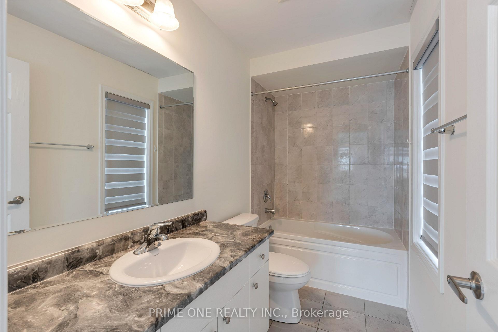 Photo 33 of Unit 16, 240 Lagerfeld Drive, Brampton, Northwest Brampton — HOMEH