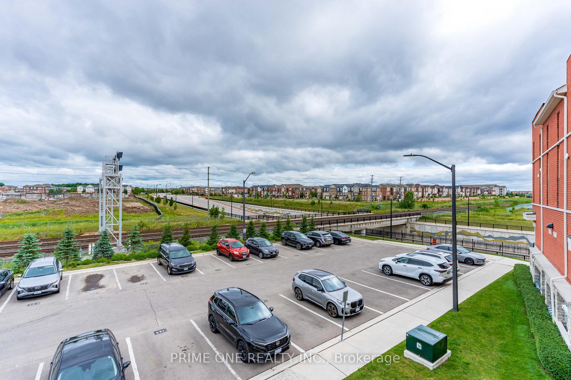 Photo 36 of Unit 16, 240 Lagerfeld Drive, Brampton, Northwest Brampton — HOMEH