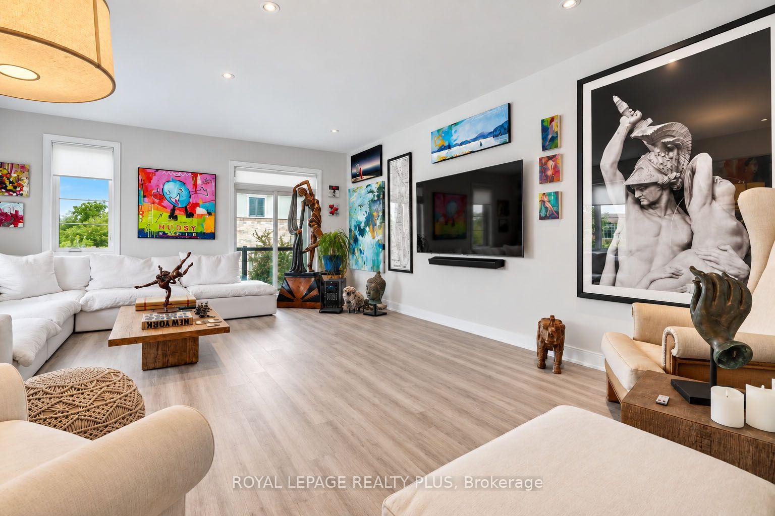 Photo 9 of 560 Rapids Lane, Mississauga, Lakeview — HOMEH
