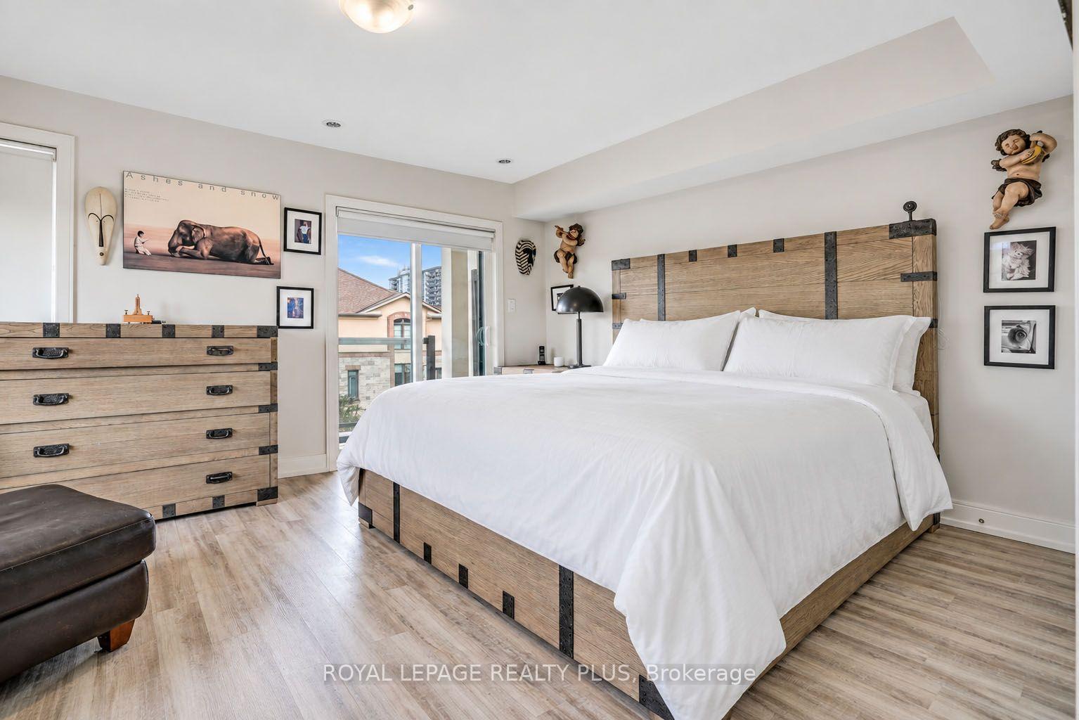 Photo 18 of 560 Rapids Lane, Mississauga, Lakeview — HOMEH