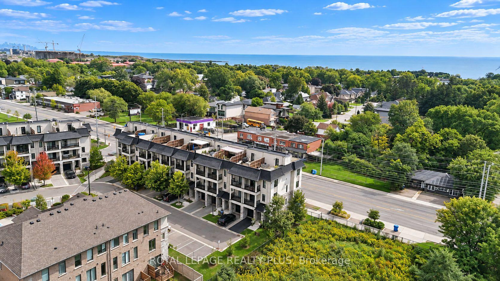 Photo 33 of 560 Rapids Lane, Mississauga, Lakeview — HOMEH