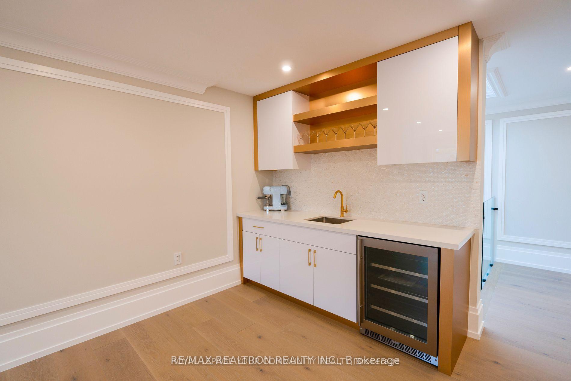 Photo 30 of 21 Birch Avenue, Richmond Hill, South Richvale — HOMEH
