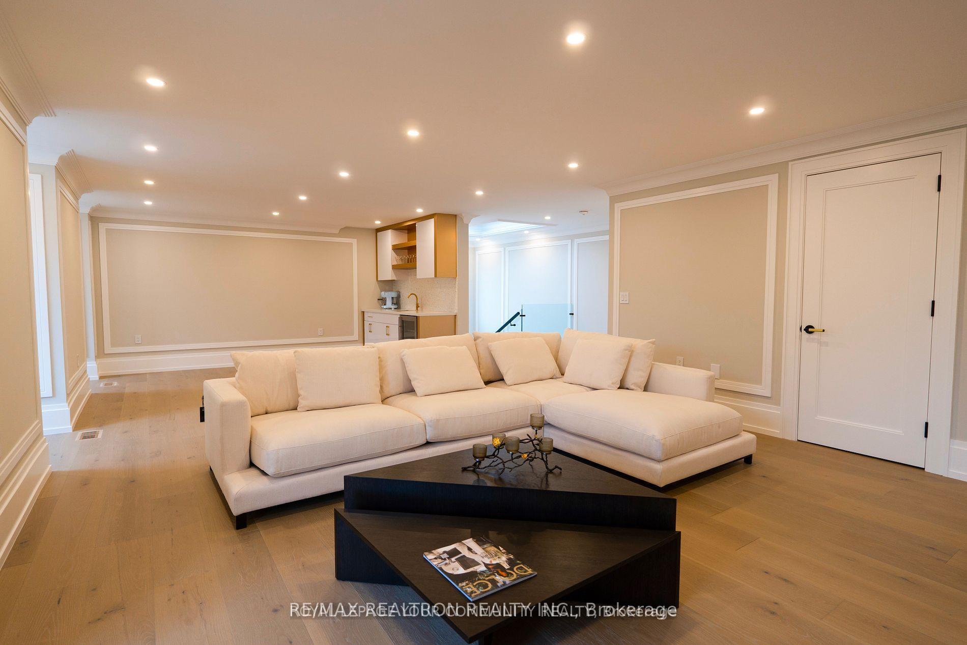 Photo 31 of 21 Birch Avenue, Richmond Hill, South Richvale — HOMEH