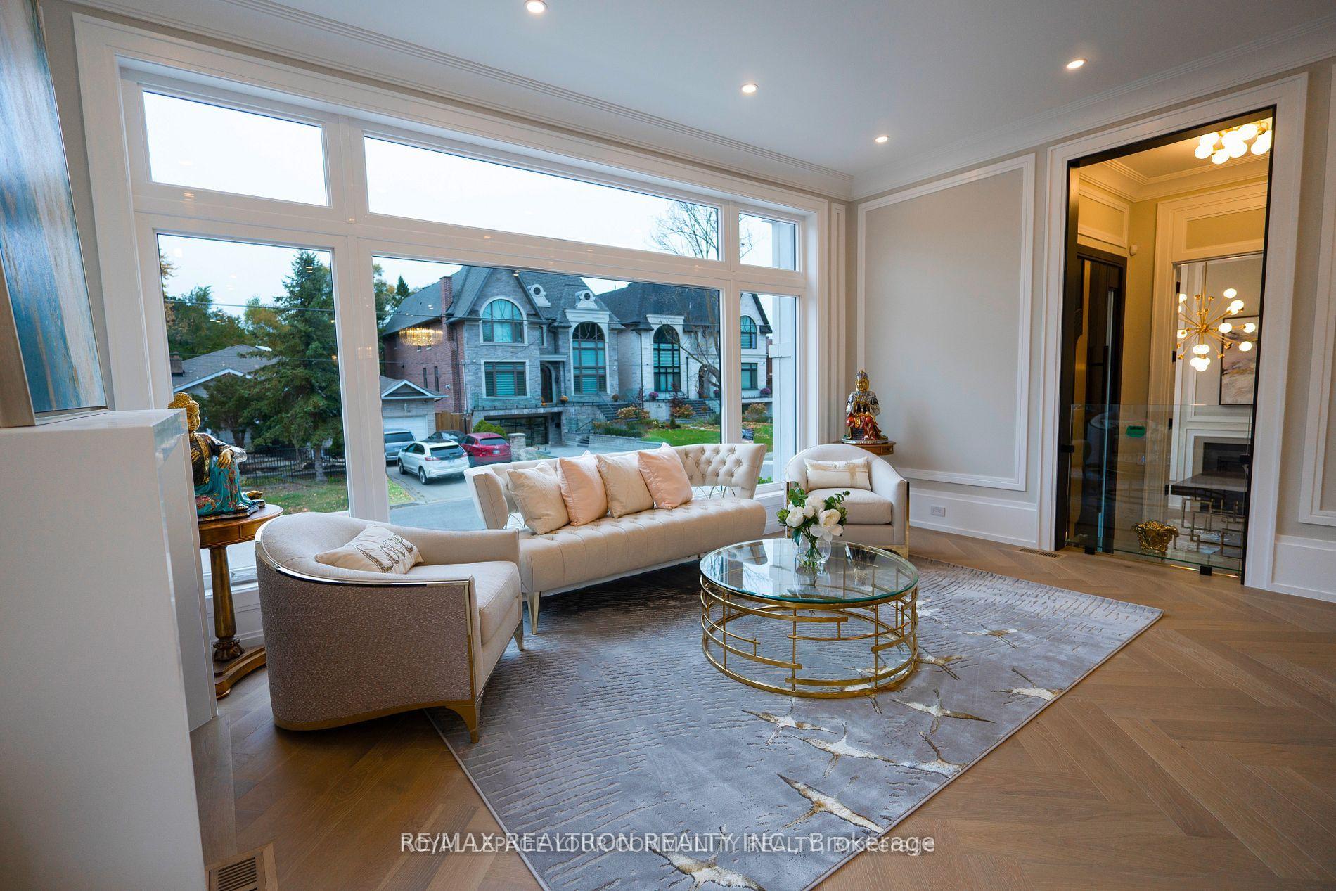 Photo 6 of 21 Birch Avenue, Richmond Hill, South Richvale — HOMEH