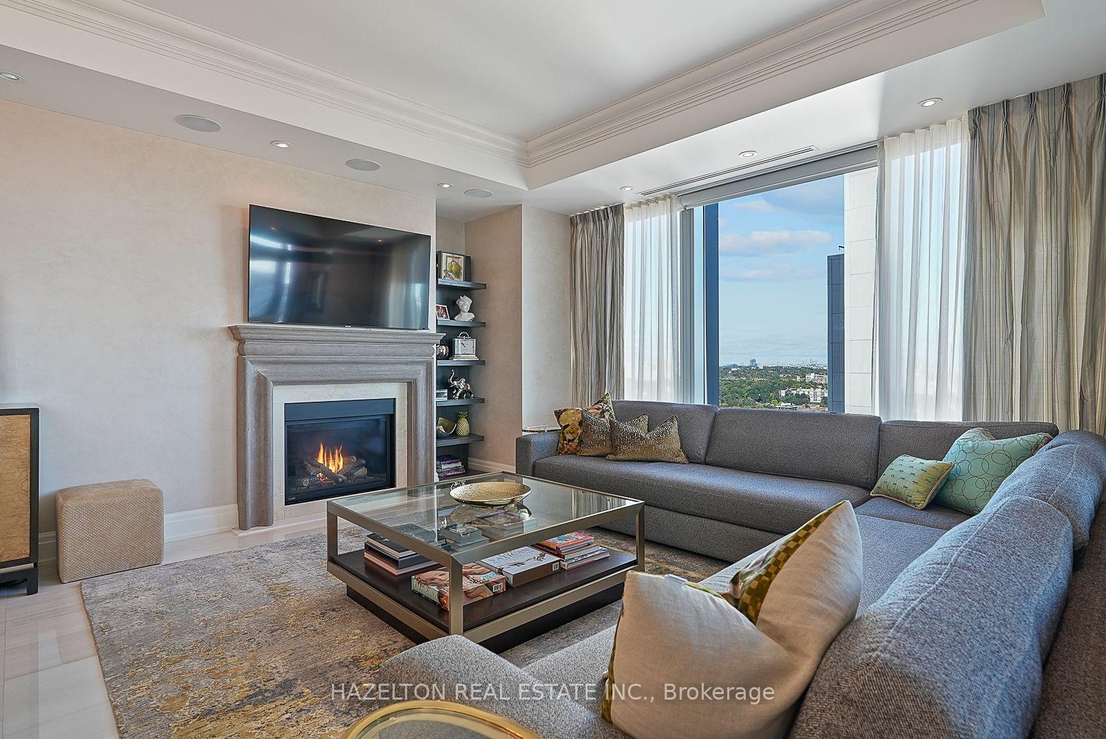 Photo 3 of Unit 3302, 50 Yorkville Avenue, Toronto, The Annex — HOMEH
