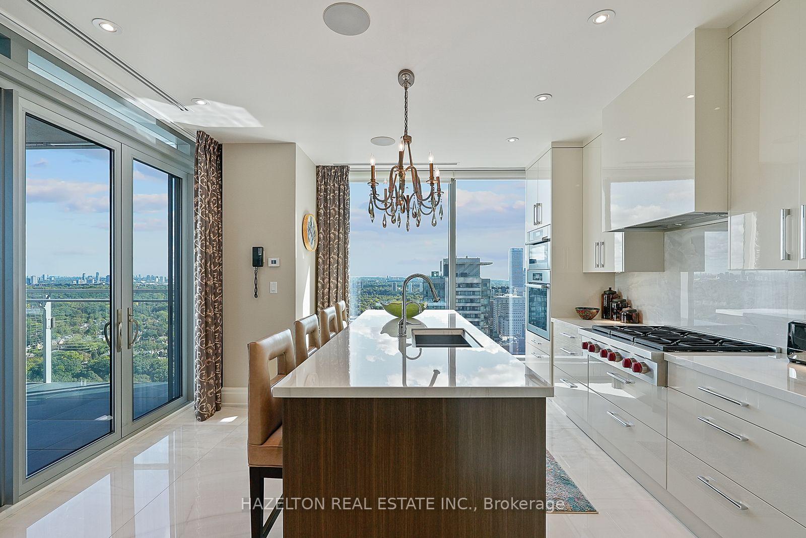 Photo 9 of Unit 3302, 50 Yorkville Avenue, Toronto, The Annex — HOMEH