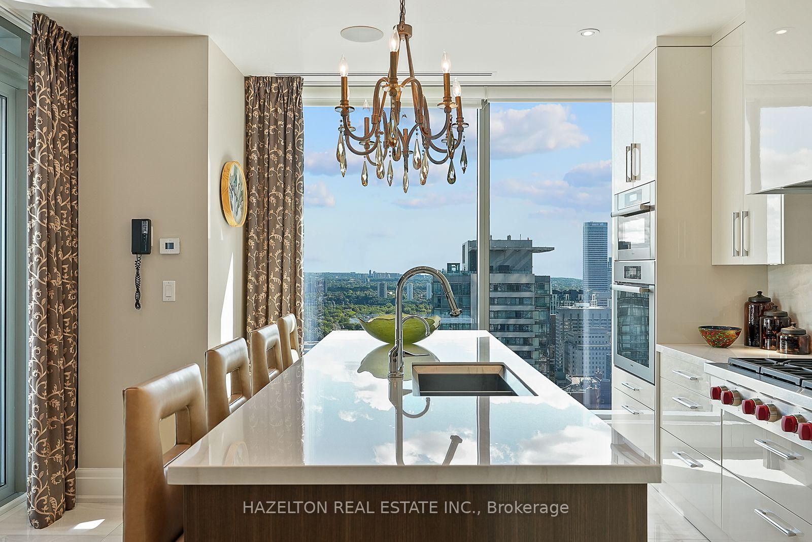 Photo 10 of Unit 3302, 50 Yorkville Avenue, Toronto, The Annex — HOMEH