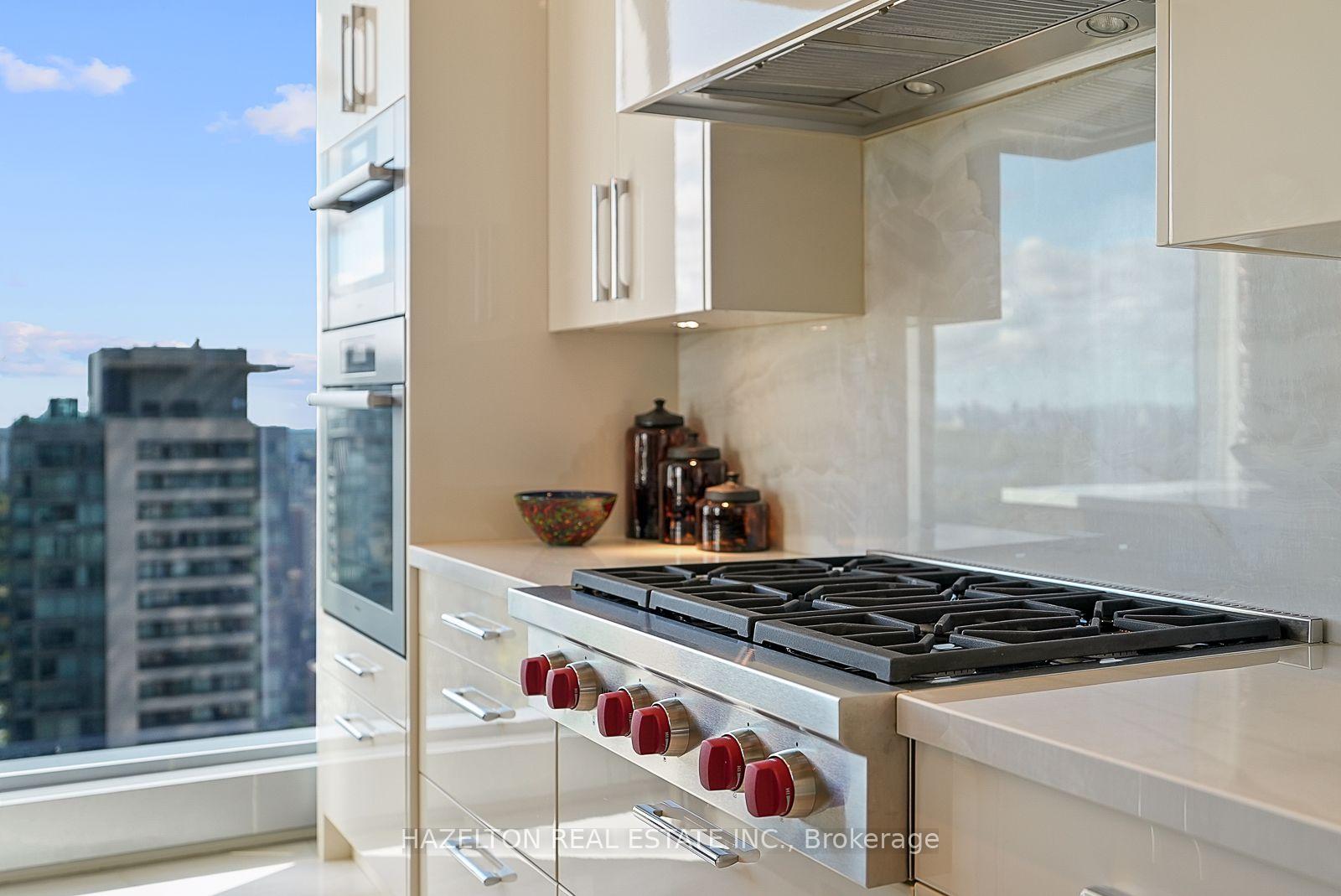 Photo 12 of Unit 3302, 50 Yorkville Avenue, Toronto, The Annex — HOMEH