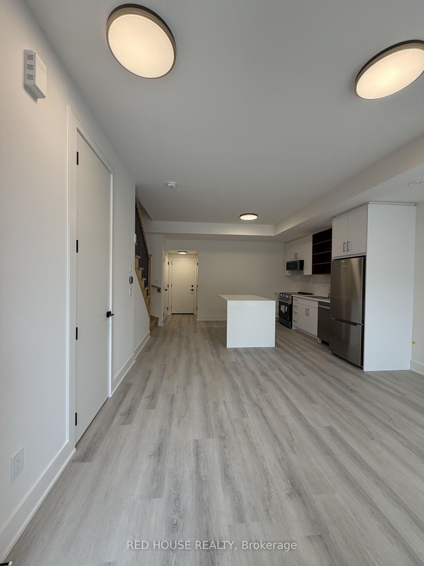 Photo 2 of 226 Ellis Avenue, St. Catharines, Oakdale — HOMEH