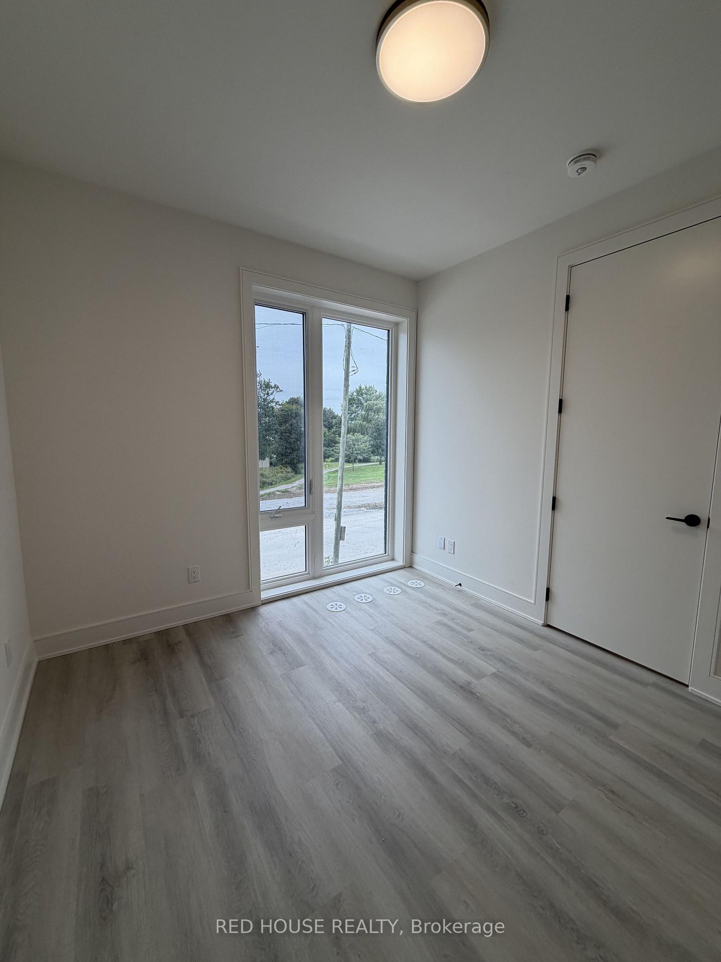 Photo 16 of 226 Ellis Avenue, St. Catharines, Oakdale — HOMEH