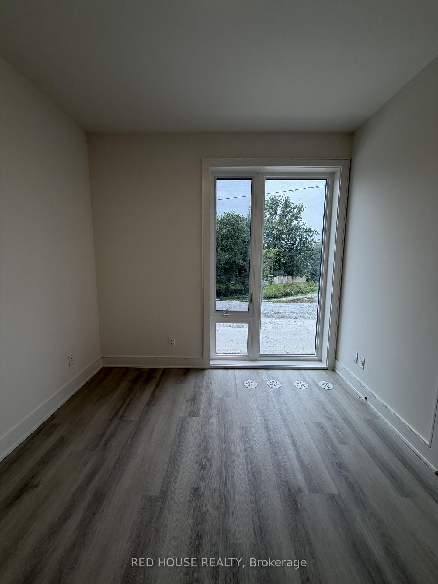 Photo 18 of 226 Ellis Avenue, St. Catharines, Oakdale — HOMEH