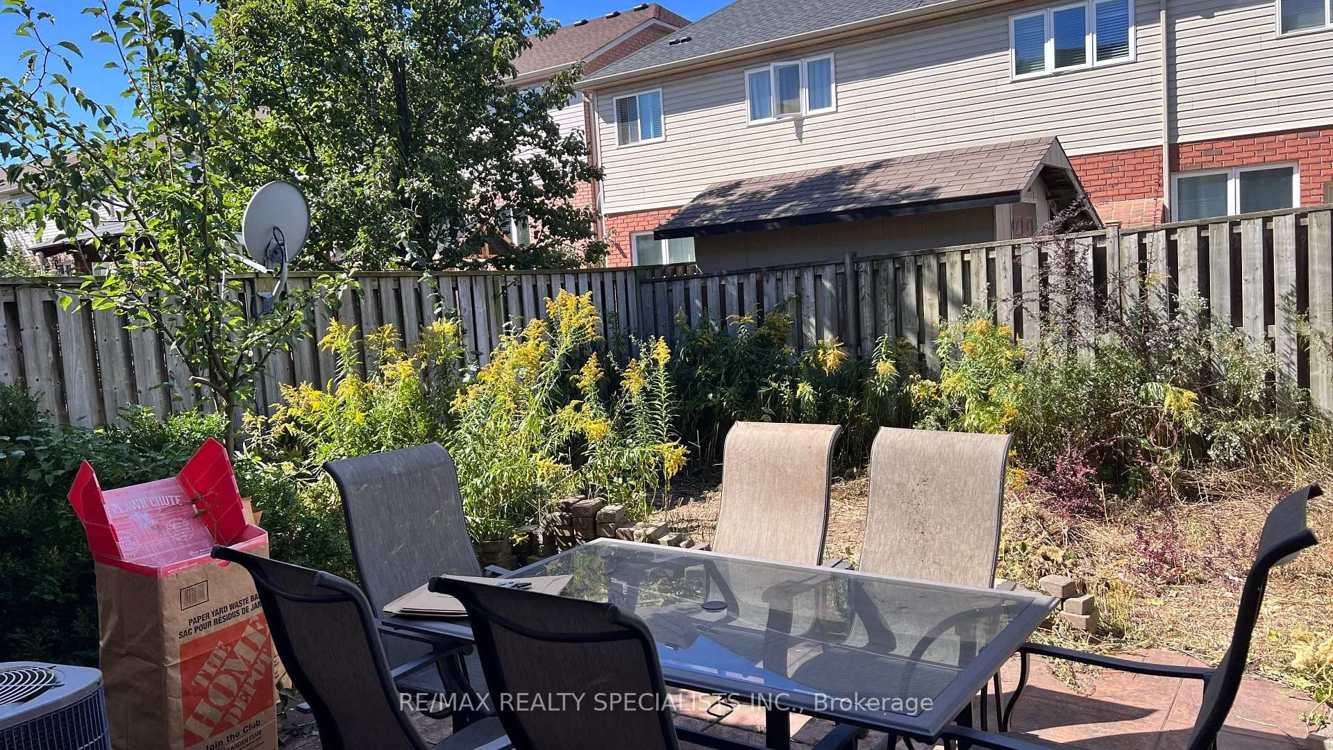 Photo 6 of 12 Mckibbon Avenue, Hamilton, Rural Glanbrook — HOMEH