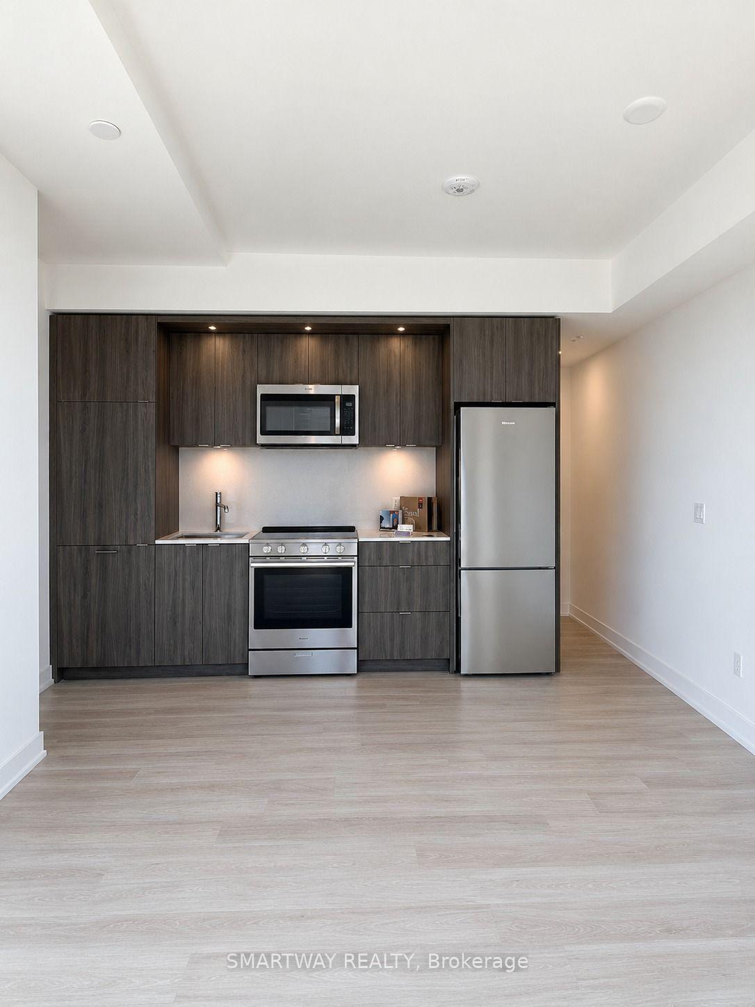 Photo 11 of Unit 2206, 60 Central Park Roadway, Etobicoke, Islington-City Centre West — HOMEH