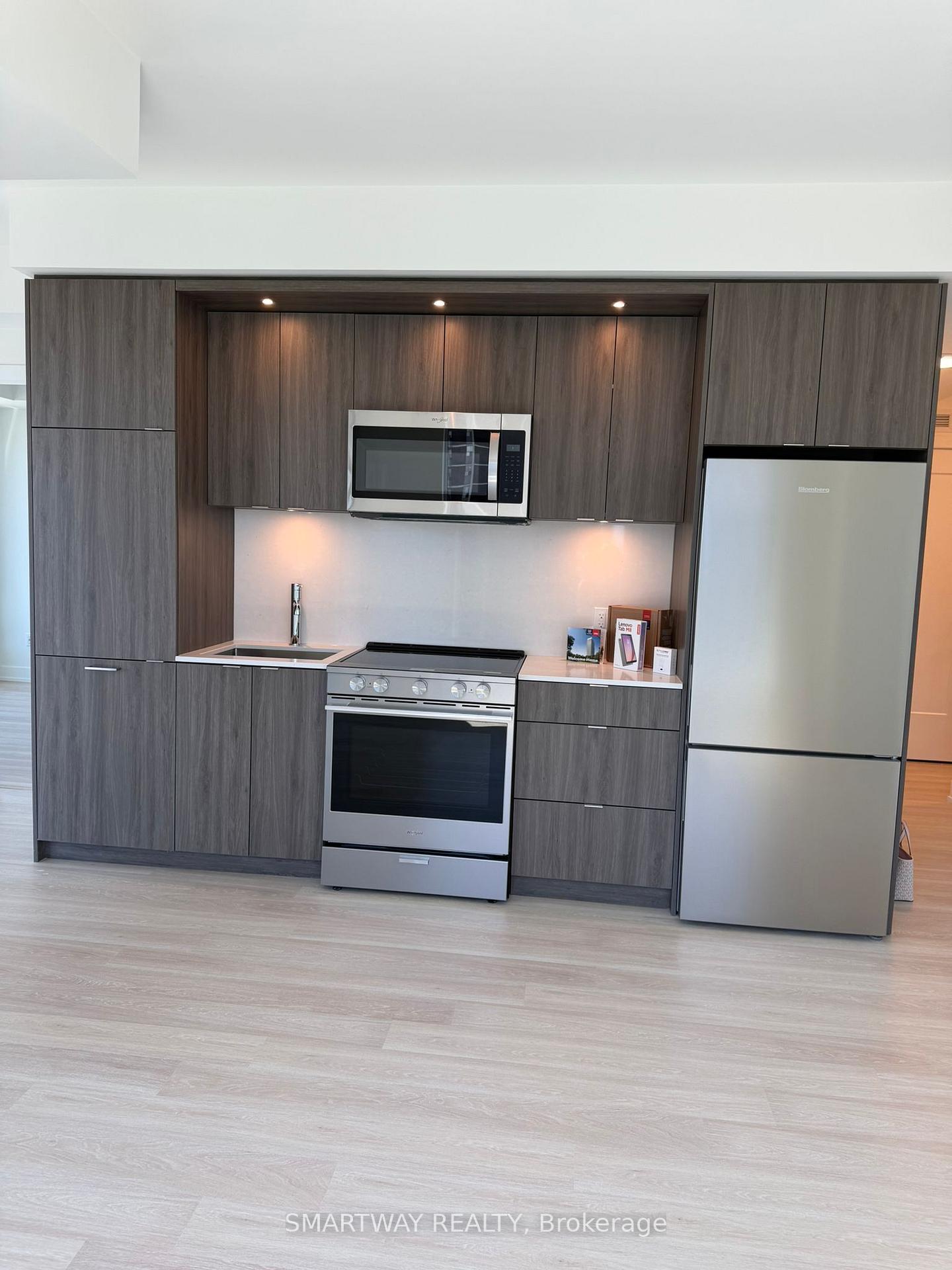Photo 12 of Unit 2206, 60 Central Park Roadway, Etobicoke, Islington-City Centre West — HOMEH