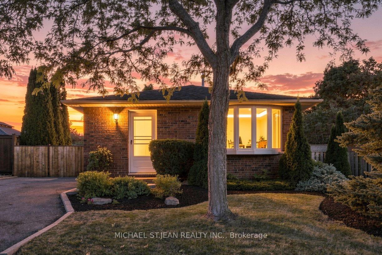 Photo 2 of 2 Marston Street, Hamilton, Stoney Creek Mountain — HOMEH