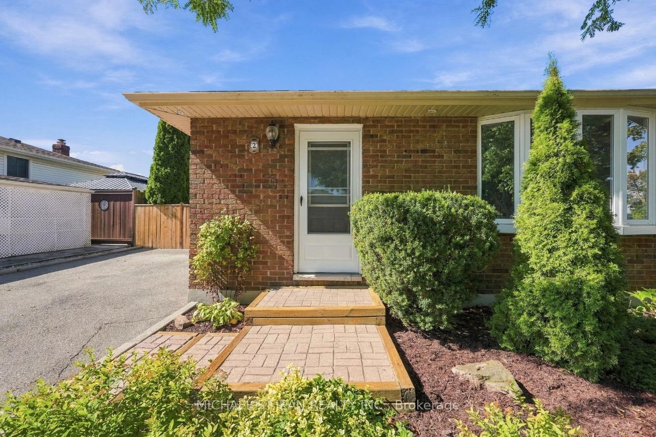 Photo 6 of 2 Marston Street, Hamilton, Stoney Creek Mountain — HOMEH
