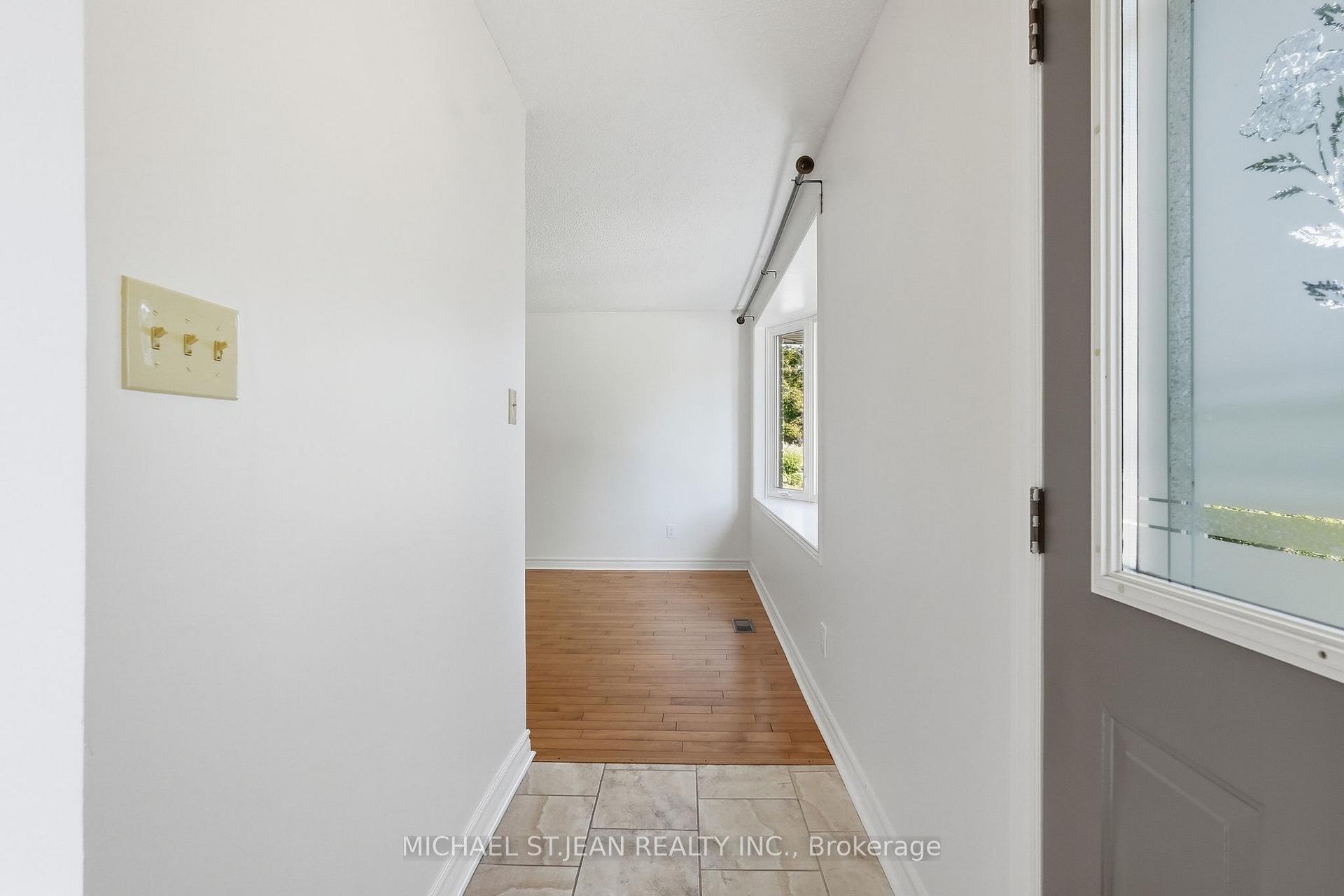 Photo 20 of 2 Marston Street, Hamilton, Stoney Creek Mountain — HOMEH