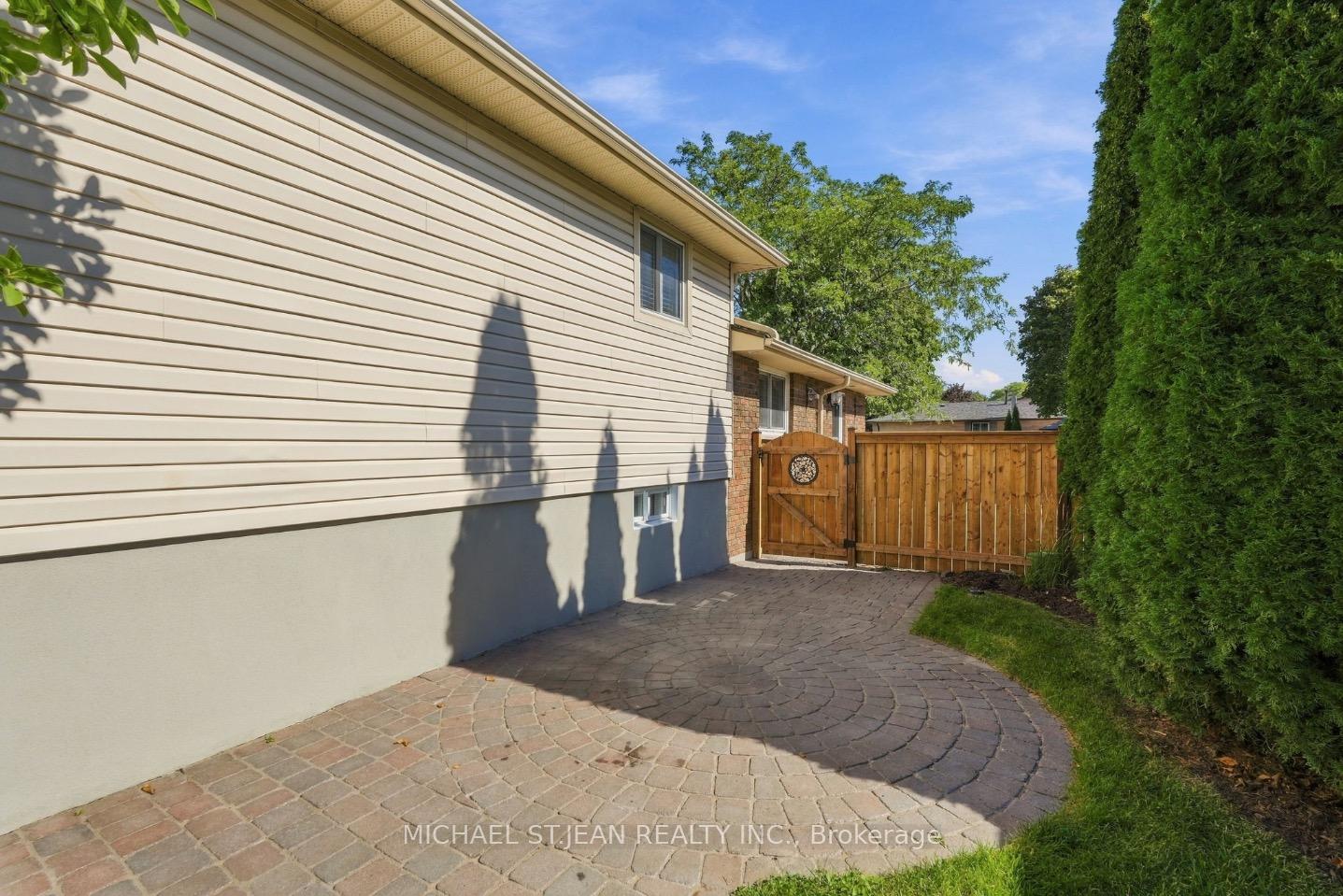 Photo 41 of 2 Marston Street, Hamilton, Stoney Creek Mountain — HOMEH