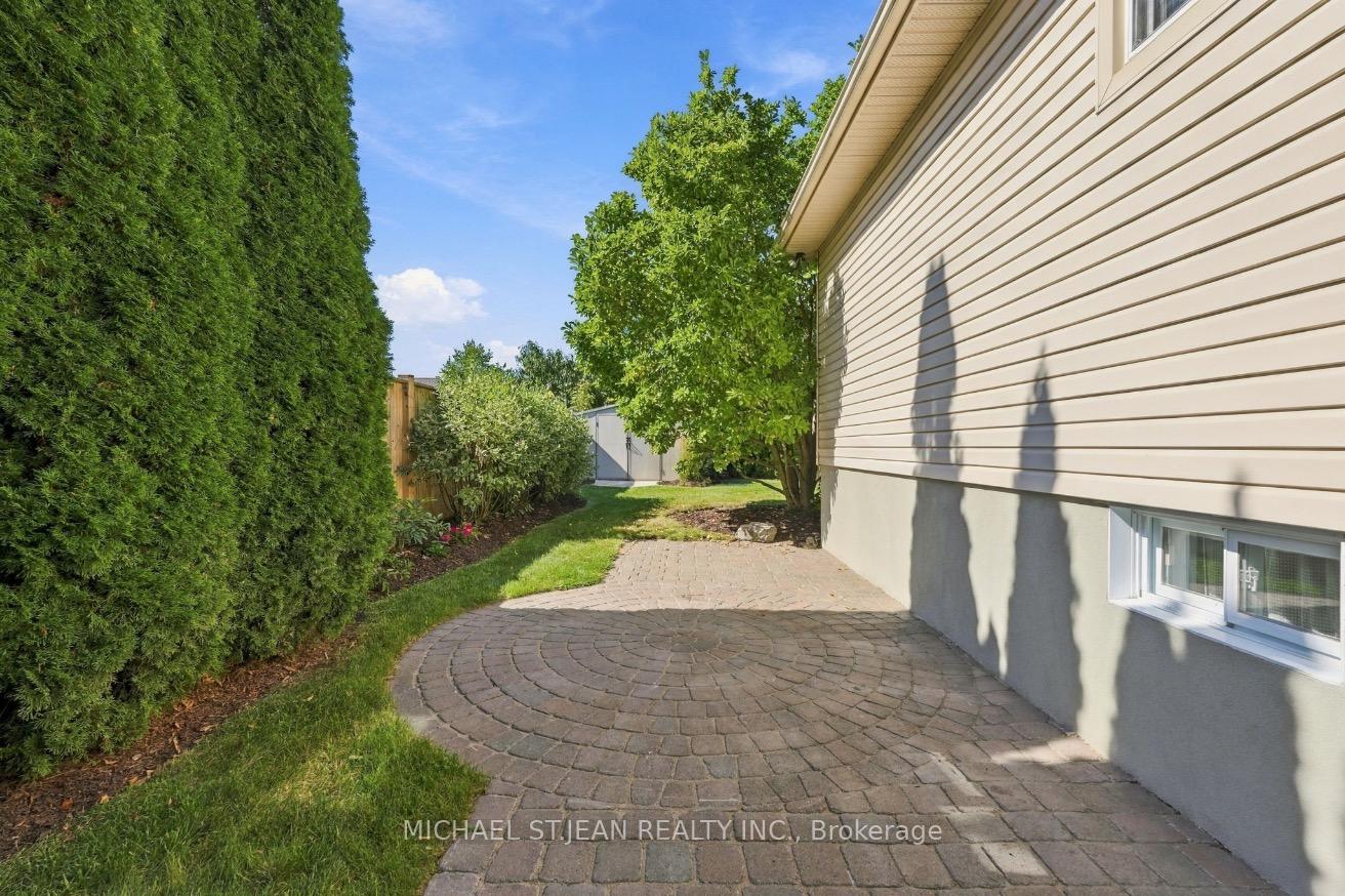 Photo 42 of 2 Marston Street, Hamilton, Stoney Creek Mountain — HOMEH