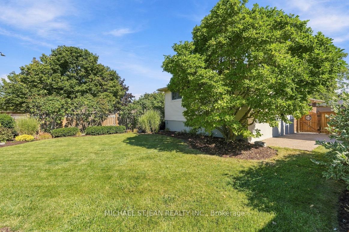 Photo 43 of 2 Marston Street, Hamilton, Stoney Creek Mountain — HOMEH