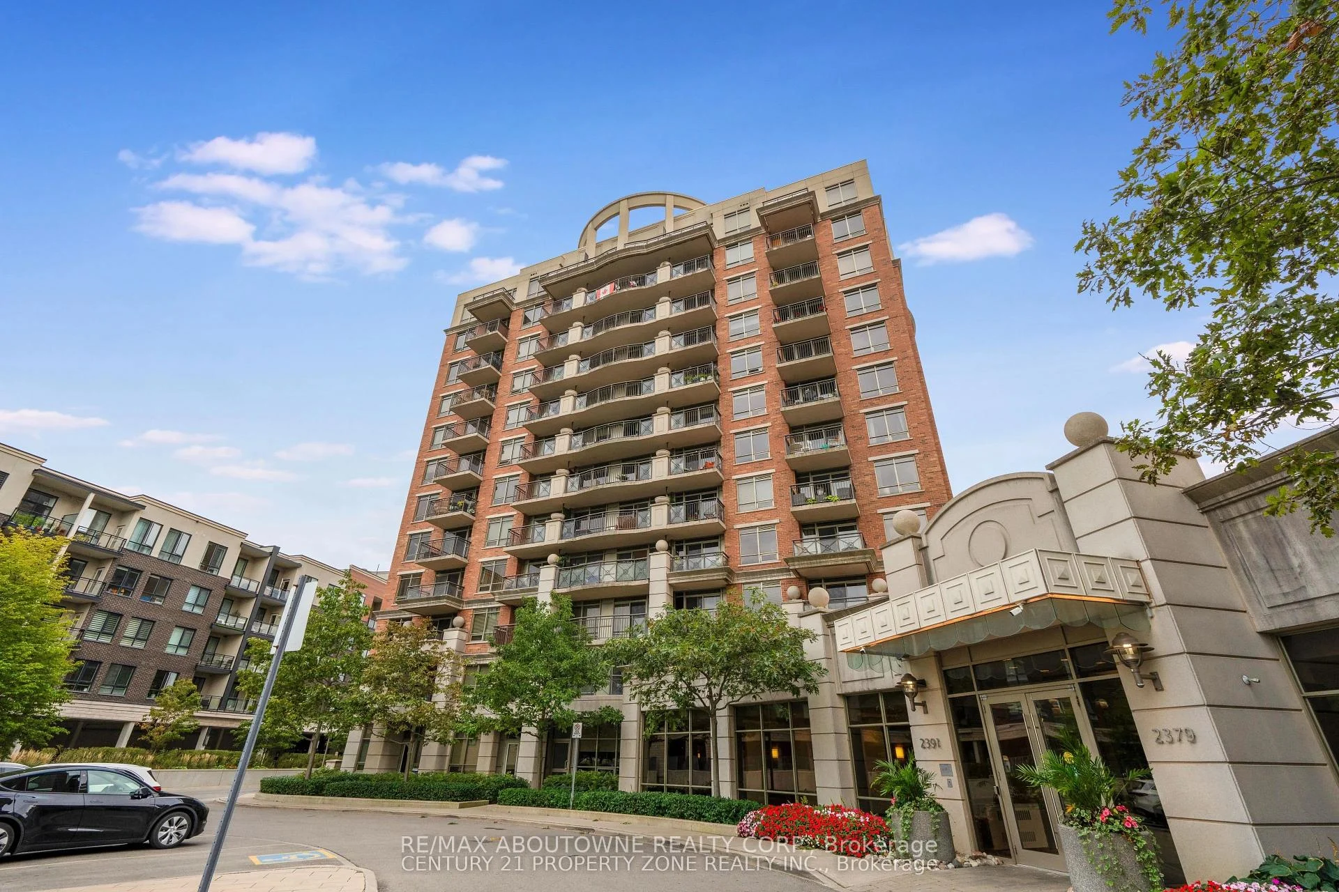 Photo 4 of Unit 807, 2391 Central Park Drive, Oakville, River Oaks — HOMEH
