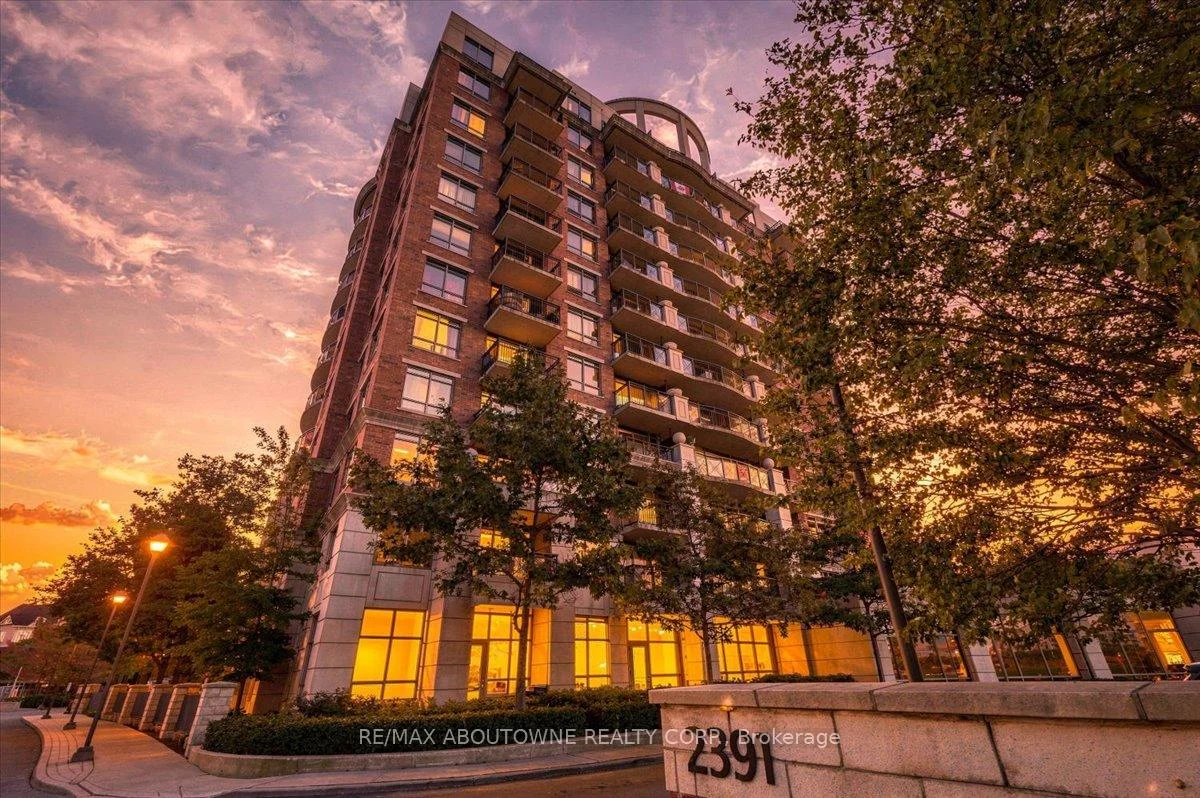 Photo 5 of Unit 807, 2391 Central Park Drive, Oakville, River Oaks — HOMEH