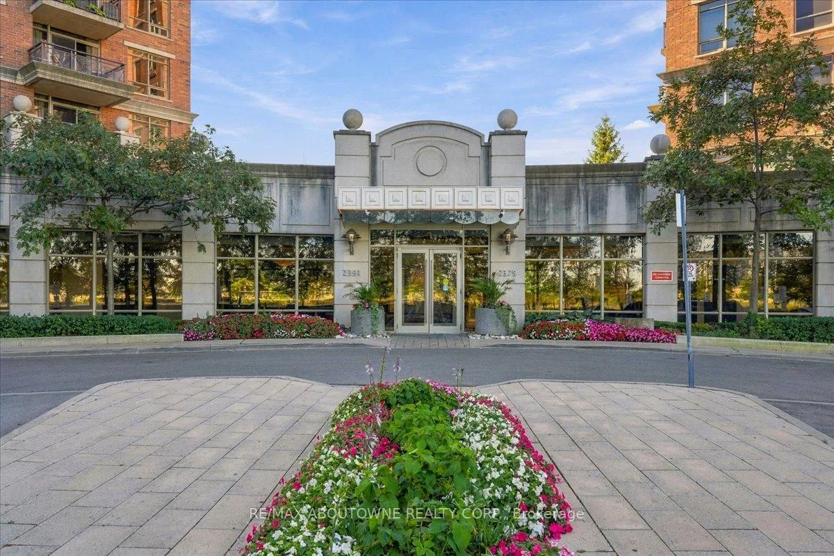 Photo 7 of Unit 807, 2391 Central Park Drive, Oakville, River Oaks — HOMEH