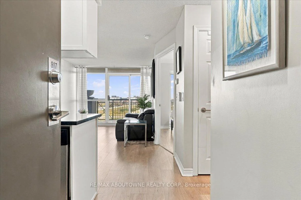 Photo 9 of Unit 807, 2391 Central Park Drive, Oakville, River Oaks — HOMEH