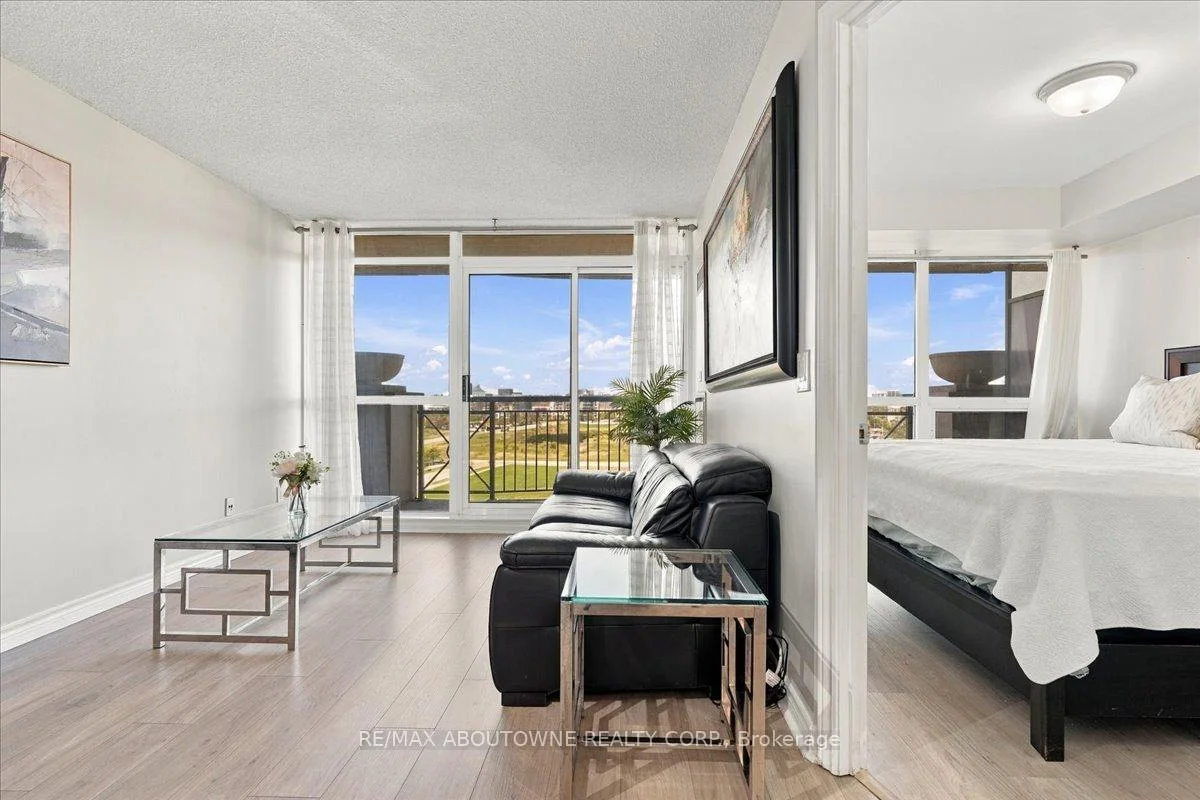 Photo 20 of Unit 807, 2391 Central Park Drive, Oakville, River Oaks — HOMEH