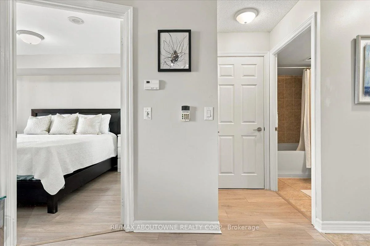 Photo 29 of Unit 807, 2391 Central Park Drive, Oakville, River Oaks — HOMEH