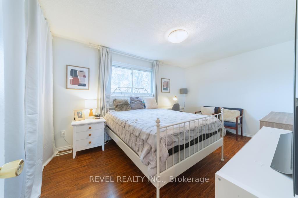 Photo 11 of Unit A3, 63 Ferris Lane, Barrie, Cundles East — HOMEH