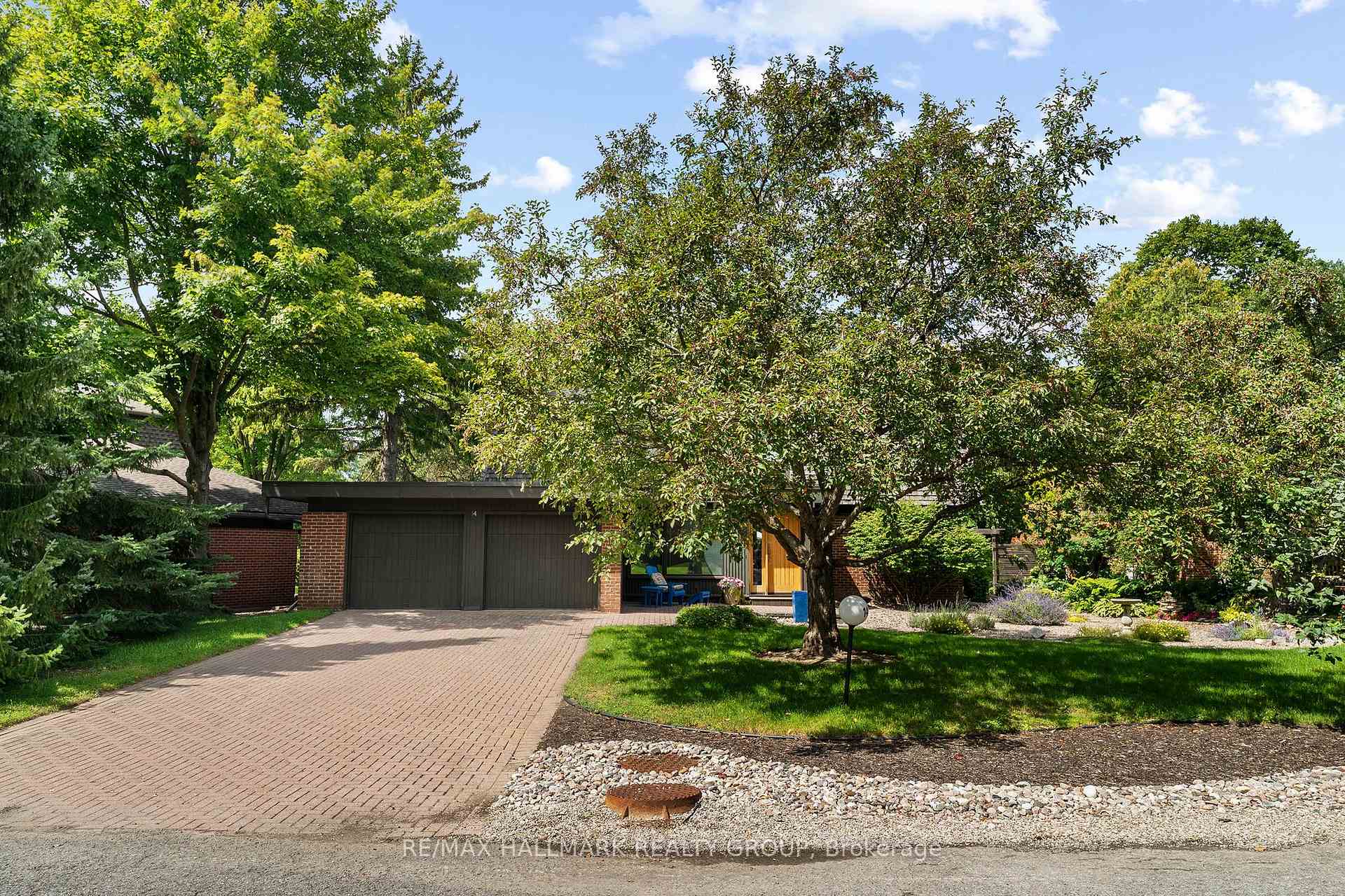 Photo 4 of 14 Sandwell Crescent, Ottawa, Kanata - Beaverbrook — HOMEH
