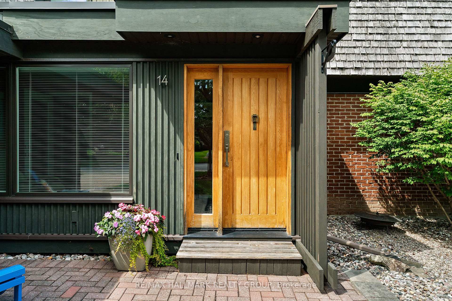 Photo 5 of 14 Sandwell Crescent, Ottawa, Kanata - Beaverbrook — HOMEH