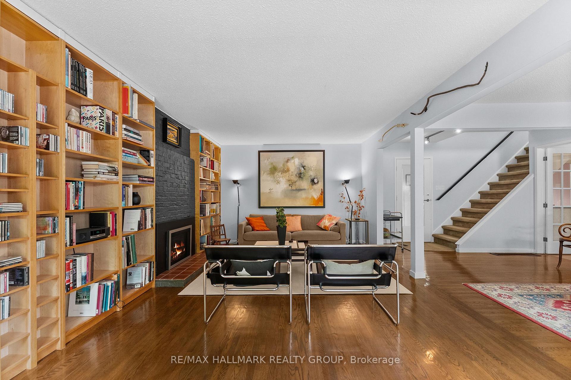 Photo 11 of 14 Sandwell Crescent, Ottawa, Kanata - Beaverbrook — HOMEH
