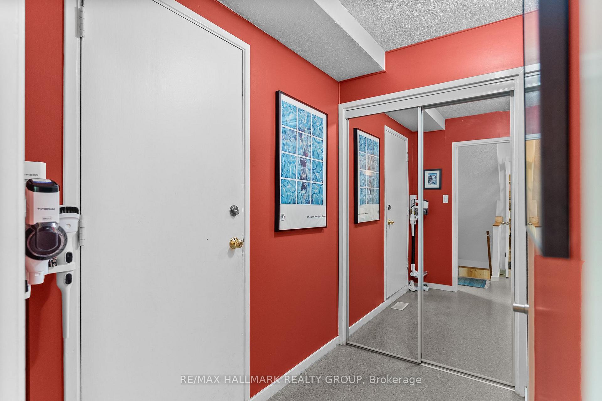Photo 22 of 14 Sandwell Crescent, Ottawa, Kanata - Beaverbrook — HOMEH