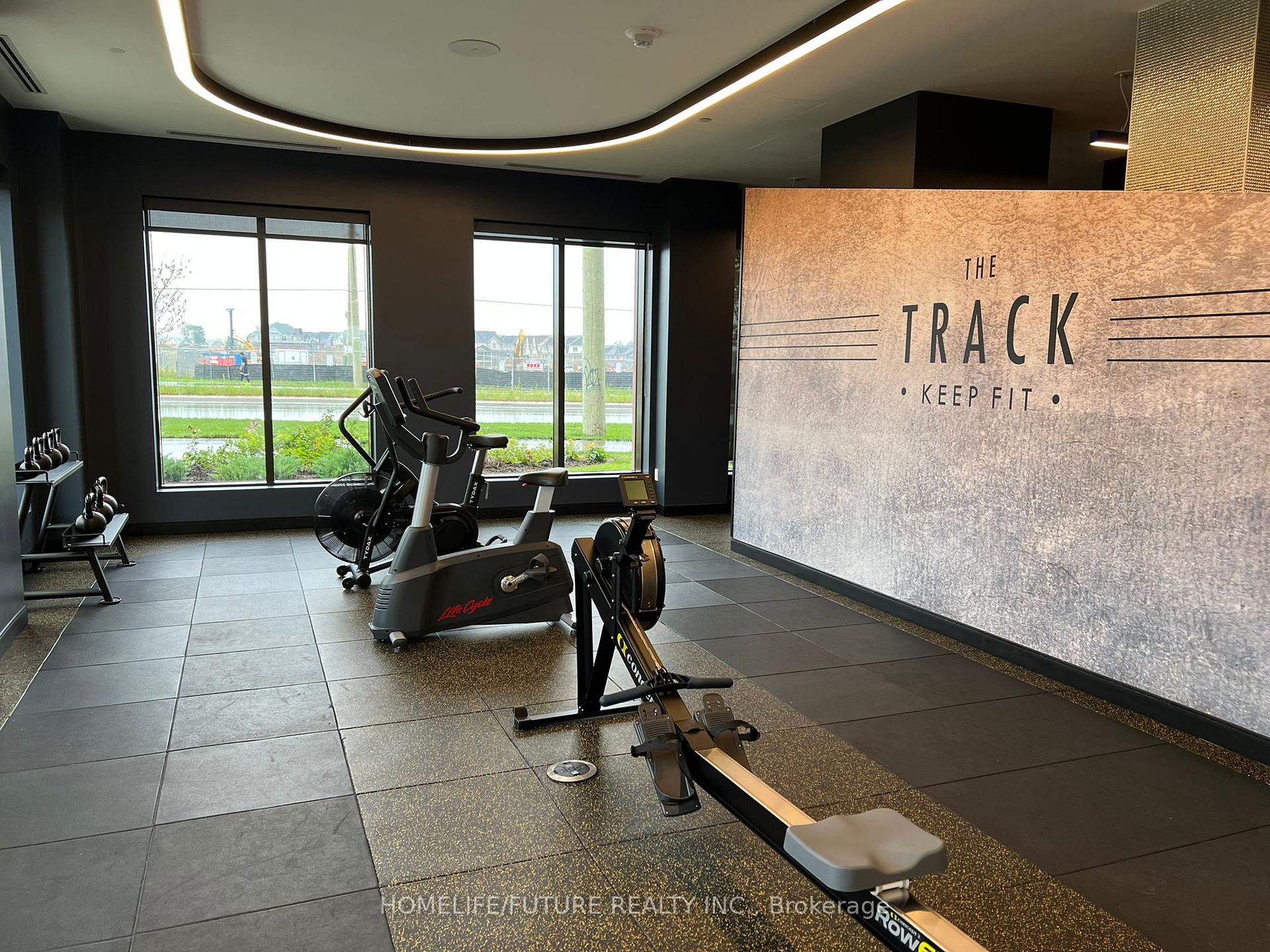 Photo 8 of Unit 1803, 2550 Simcoe Street N, Oshawa, Windfields — HOMEH