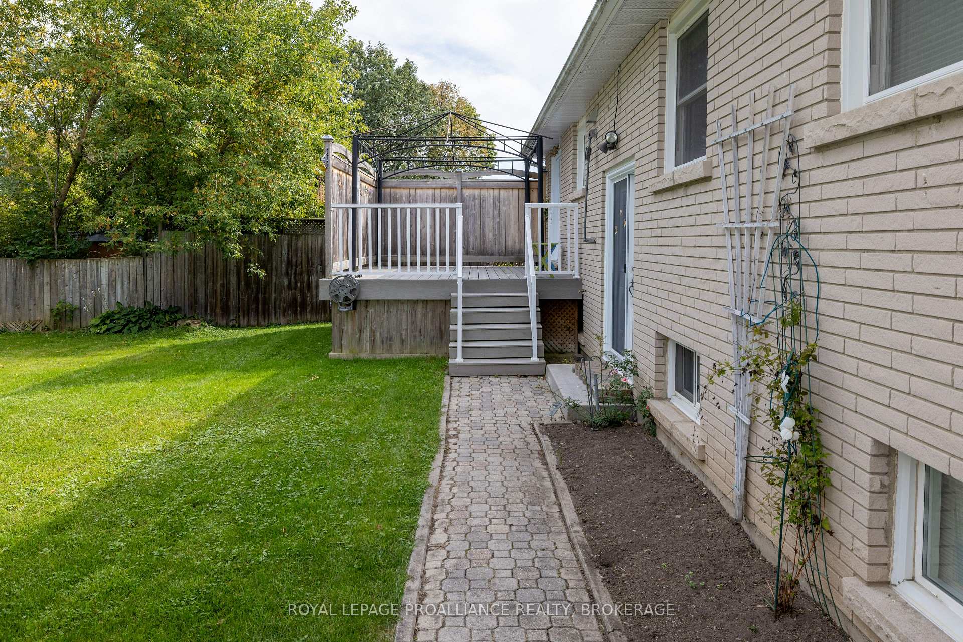 Photo 24 of 424 Maple Ridge Drive, Kingston, South of Taylor-Kidd Blvd — HOMEH