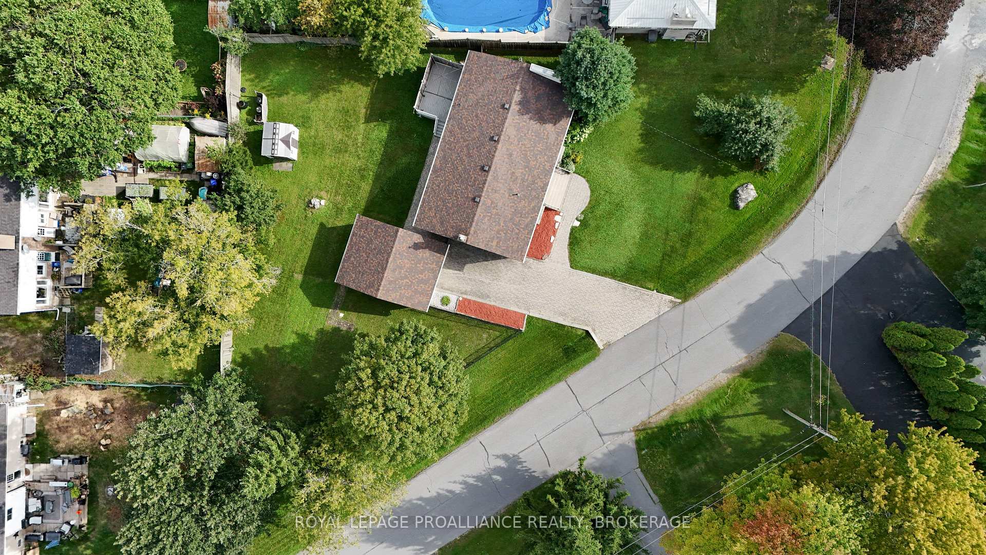 Photo 32 of 424 Maple Ridge Drive, Kingston, South of Taylor-Kidd Blvd — HOMEH